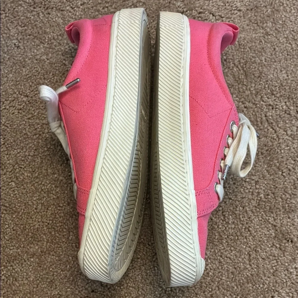 Pink Cariuma with White Rubber Sole size 8